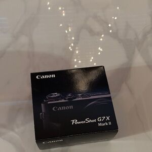 Canon PowerShot G7 X Mark II - Sleek Black, Brand New